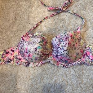 Victoria’s Secret bikini top